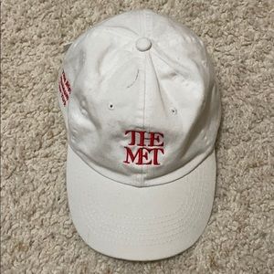 THE MET HAT
